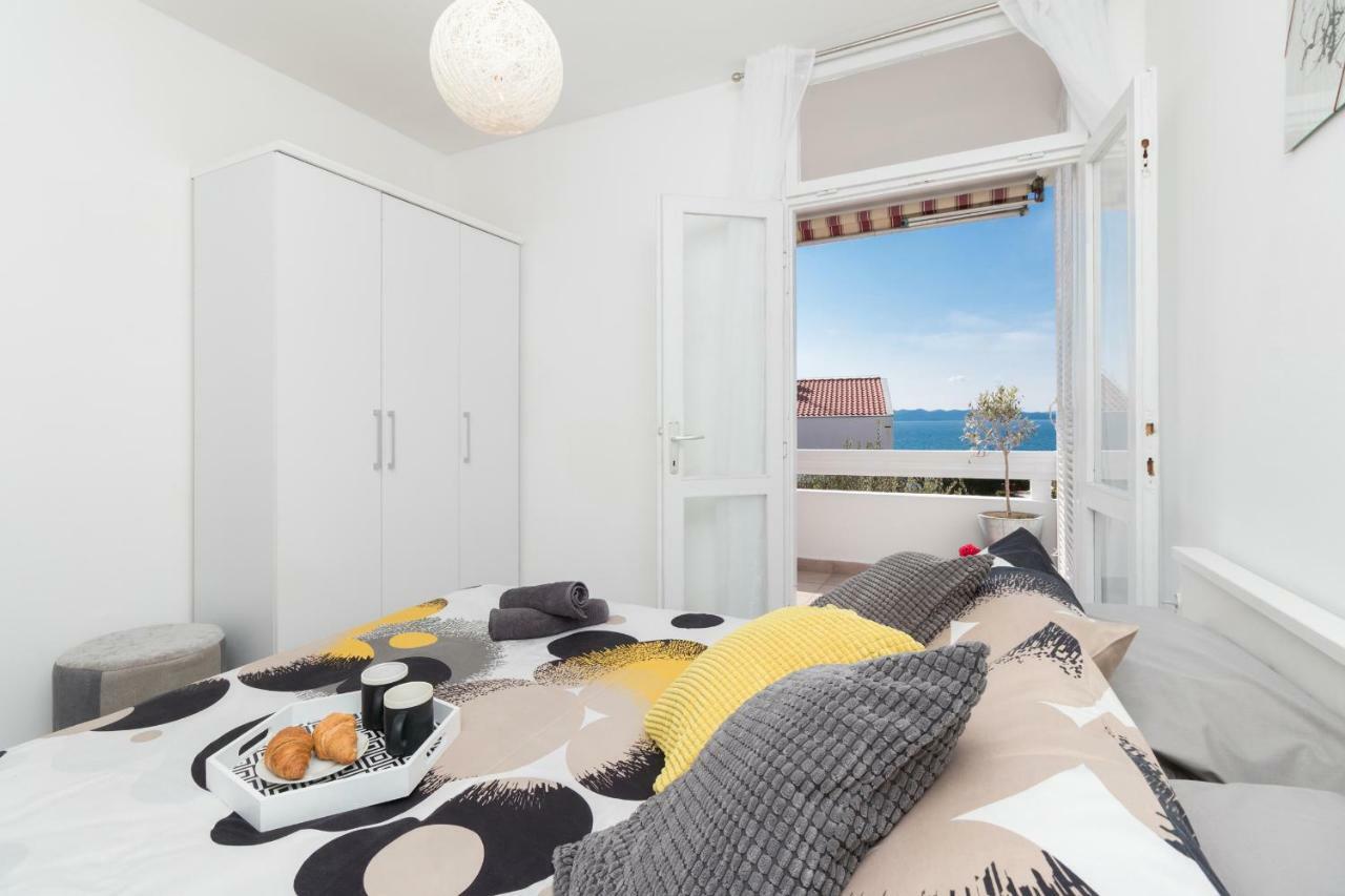 Apartman Roko Petrcane Esterno foto