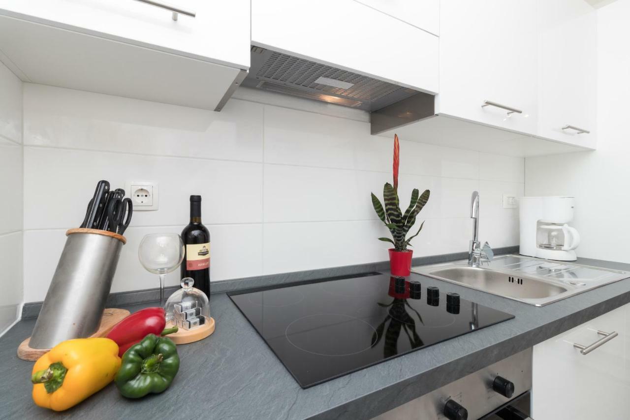 Apartman Roko Petrcane Esterno foto
